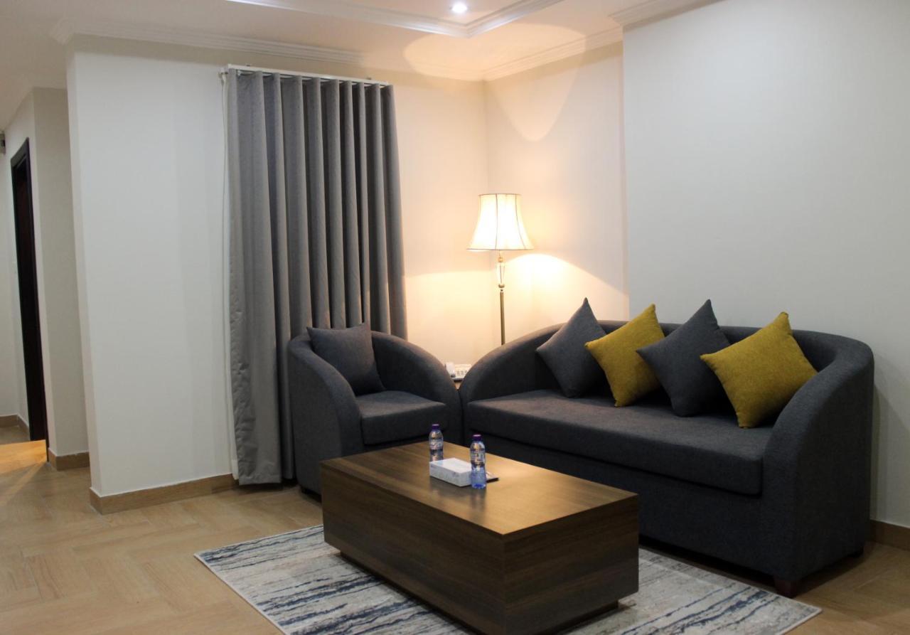 Golden Suites Al Al Jubail エクステリア 写真
