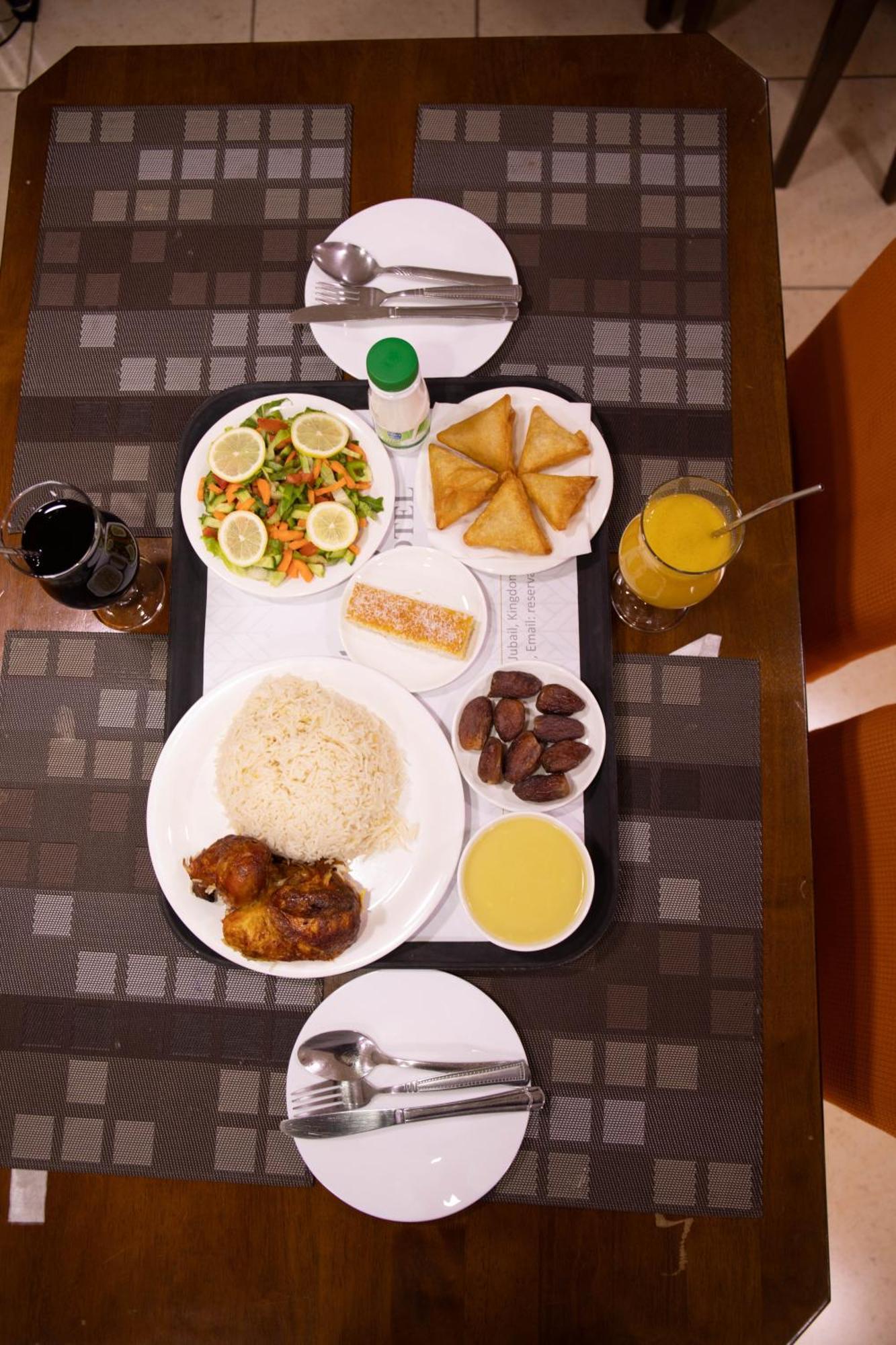 Golden Suites Al Al Jubail エクステリア 写真